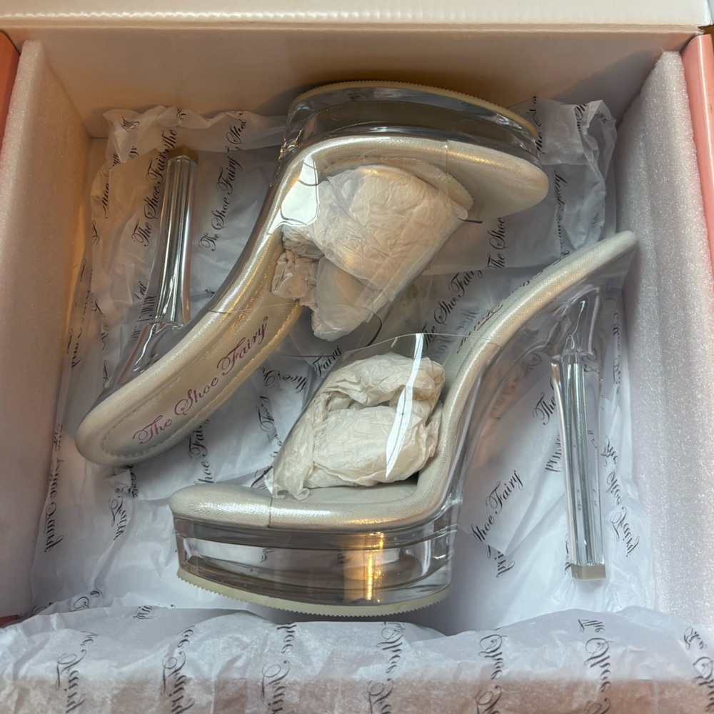 Clear Platform Heels with Metallic Silver Accents